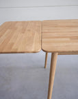 Table de salle à manger à rallonge en chêne massif MALMO 2 | VESKOR