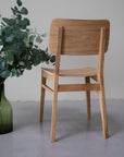 Lot de 2 ou 4 chaises de salle à manger en bois de chêne KODAMA | VESKOR